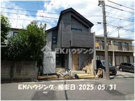 竹ノ塚駅　徒歩15分　構造：木造土地面積:89.71平米　建物面積:103.42平米　