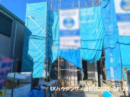 竹ノ塚駅　徒歩10分　構造：木造土地面積:110.95平米　建物面積:99.47平米　