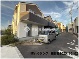 舎人公園駅　徒歩12分　構造：木造土地面積:83.04平米　建物面積:97.29平米　
