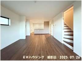 東伊興２丁目新築戸建て全３棟　②号棟